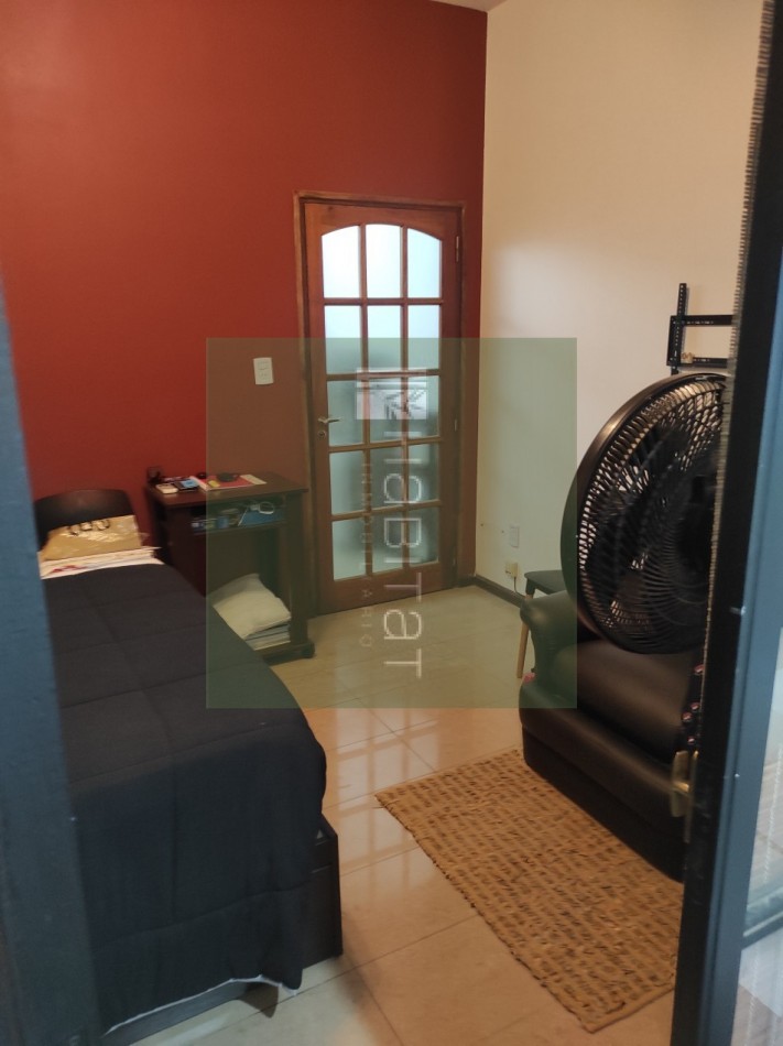 EN VENTA EXCELENTE PROPIEDAD MULTIFUNCIONAL