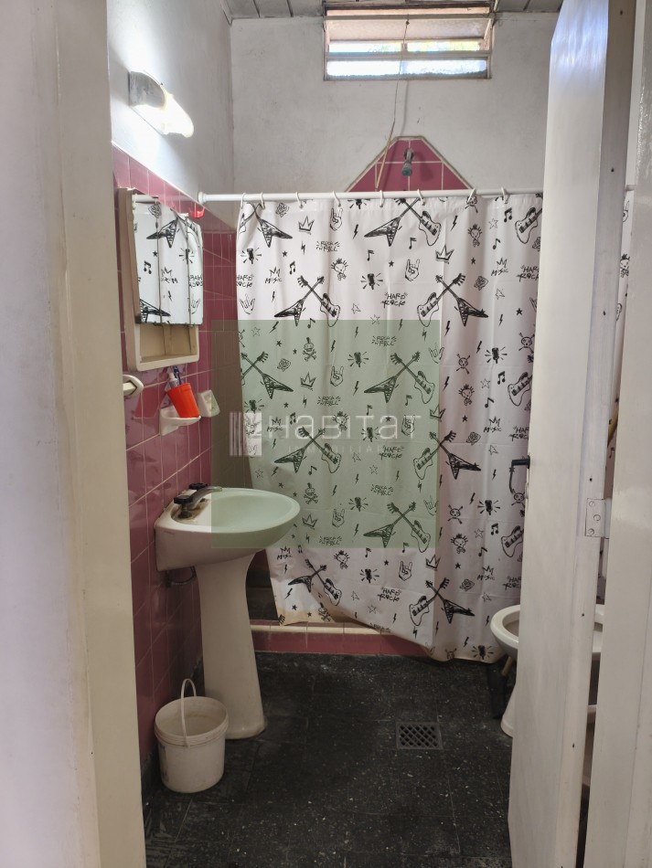 EN VENTA casa dos dormitorios ZONA CENTRO