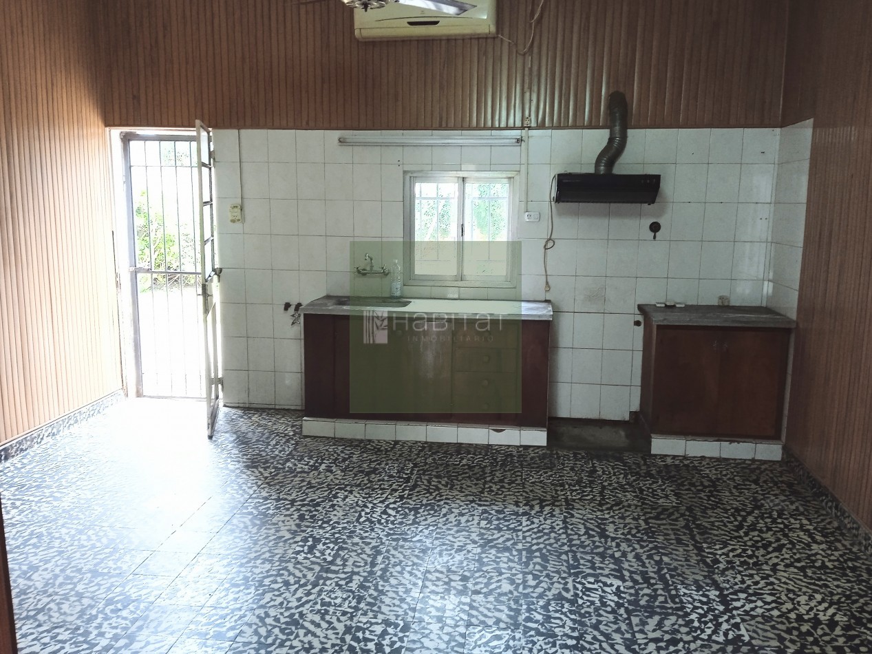 EN VENTA CASA CON PATIO VERDE 
