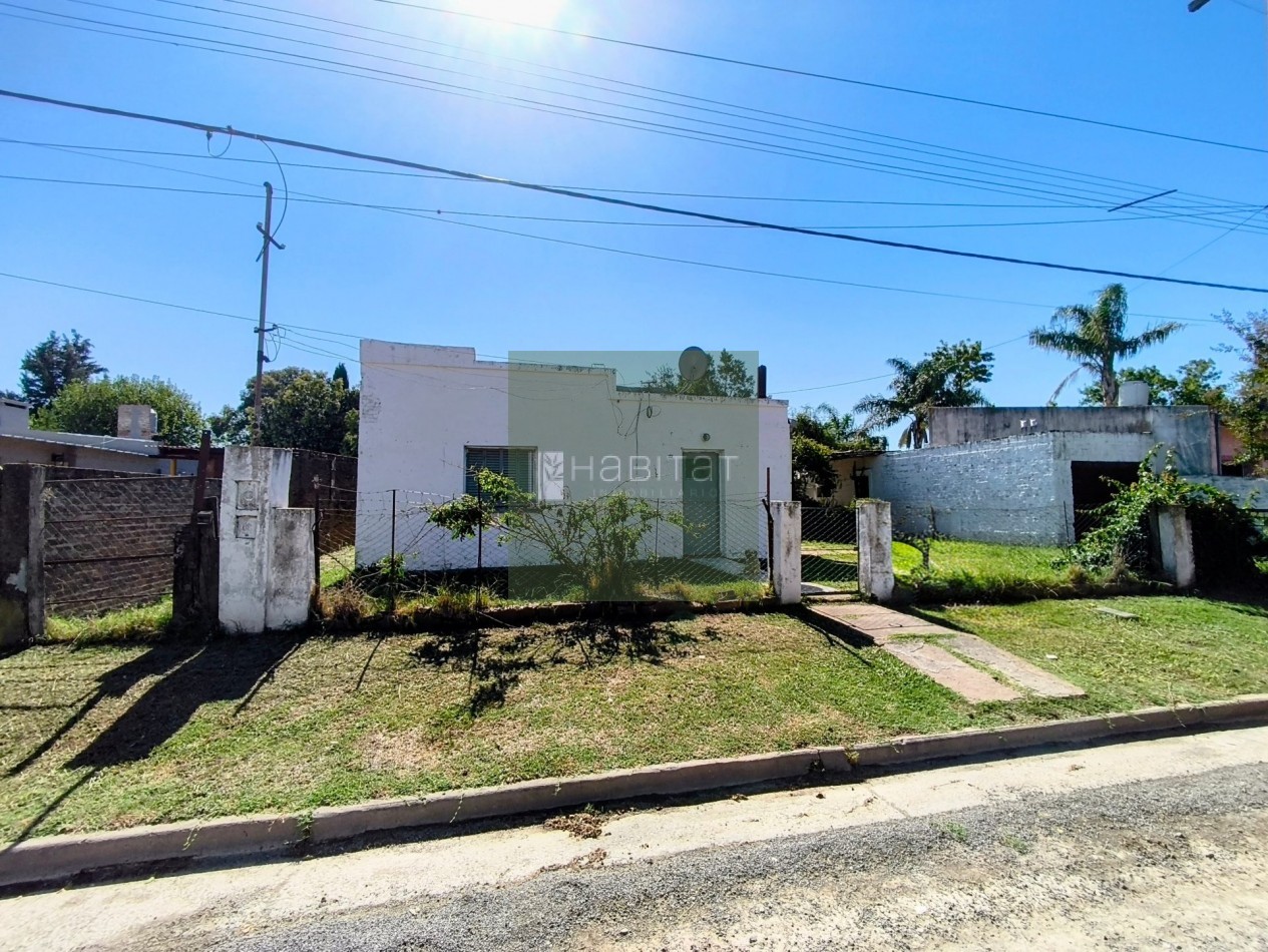 En venta CASA DE CAMPO sobre 2398 m2 de TERRENO