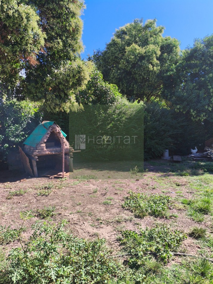 En venta CASA DE CAMPO sobre 2398 m2 de TERRENO