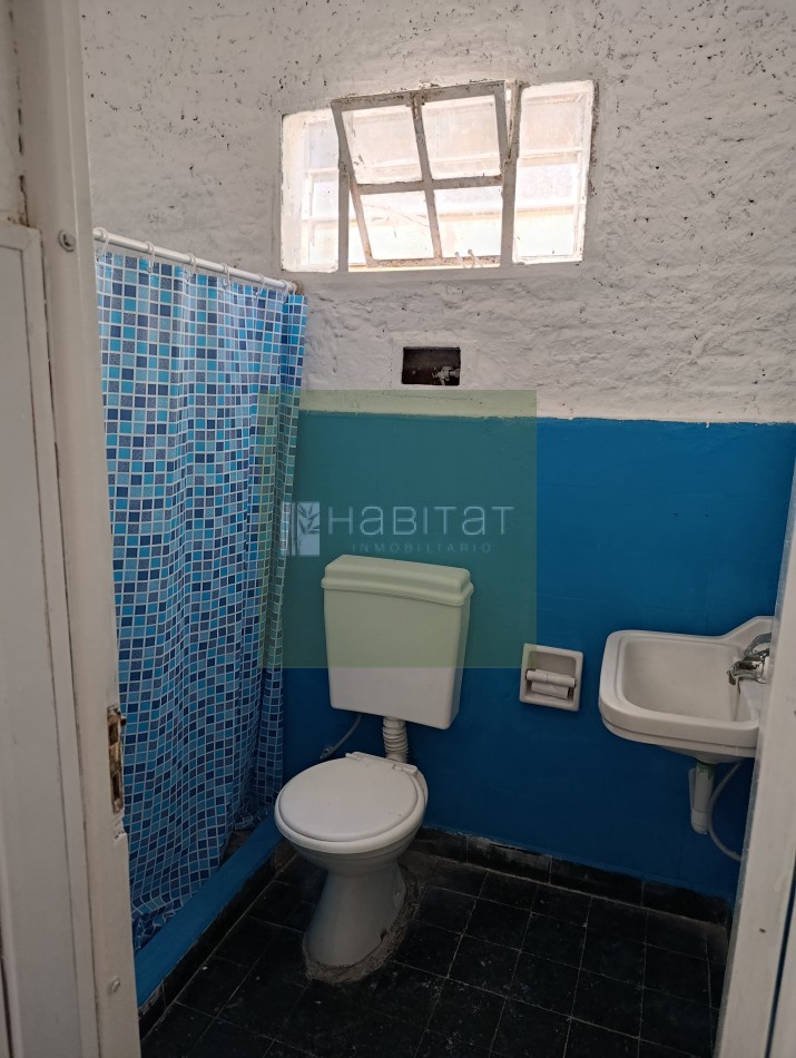EN VENTA CASA 1 DORMITORIO ZONA CENTRO