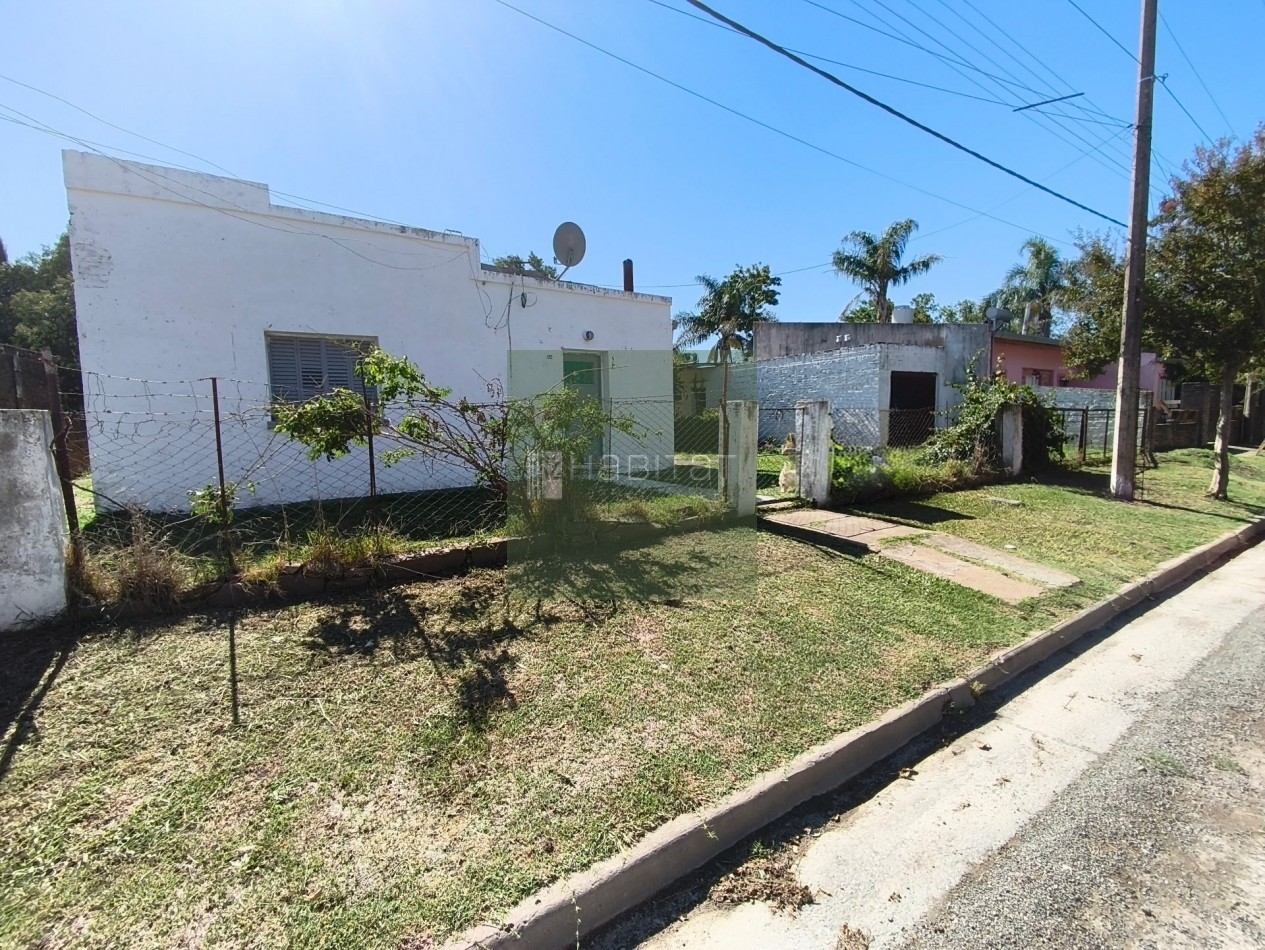 En venta CASA DE CAMPO sobre 2398 m2 de TERRENO