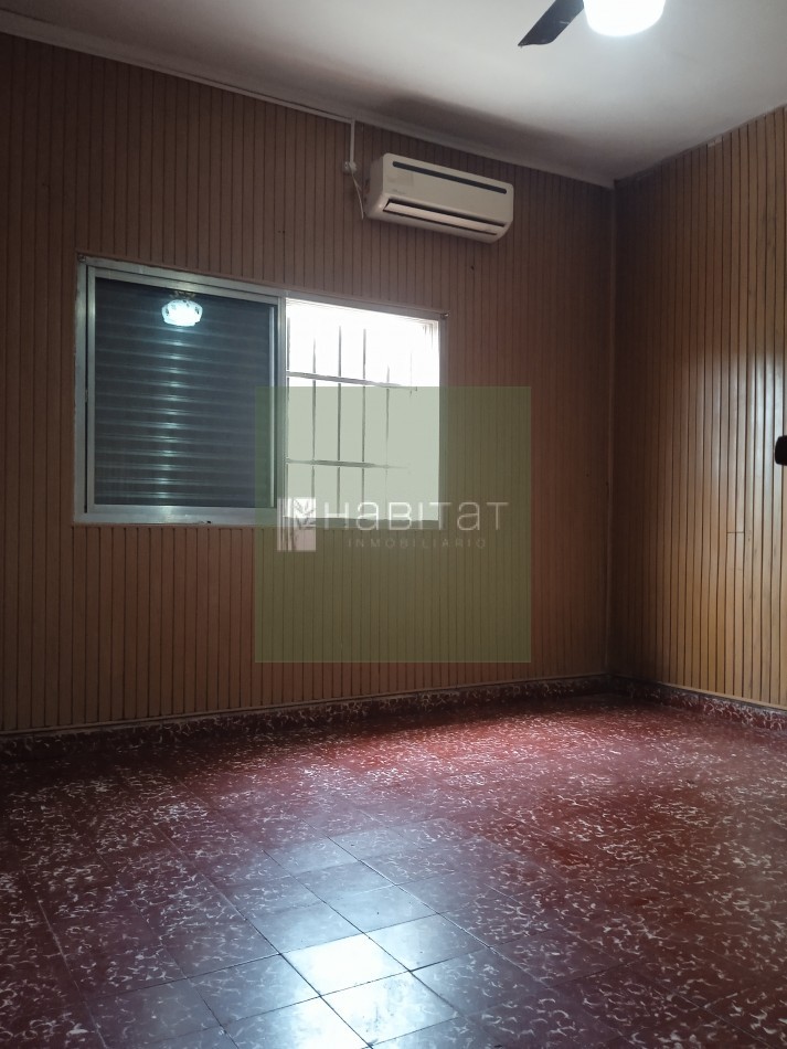 EN VENTA CASA CON PATIO VERDE 