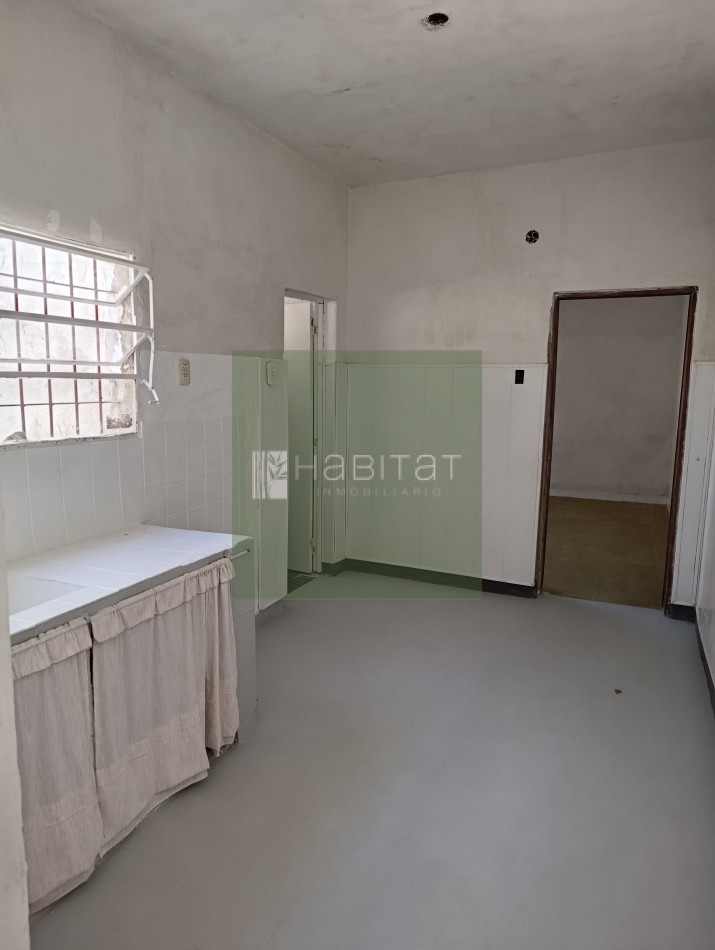 EN VENTA CASA 1 DORMITORIO ZONA CENTRO