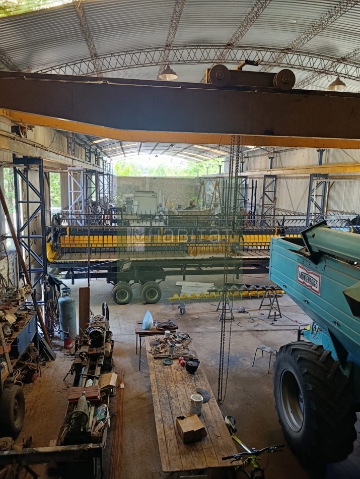 EN VENTA GALPON INDUSTRIAL CON PUENTE GRUA