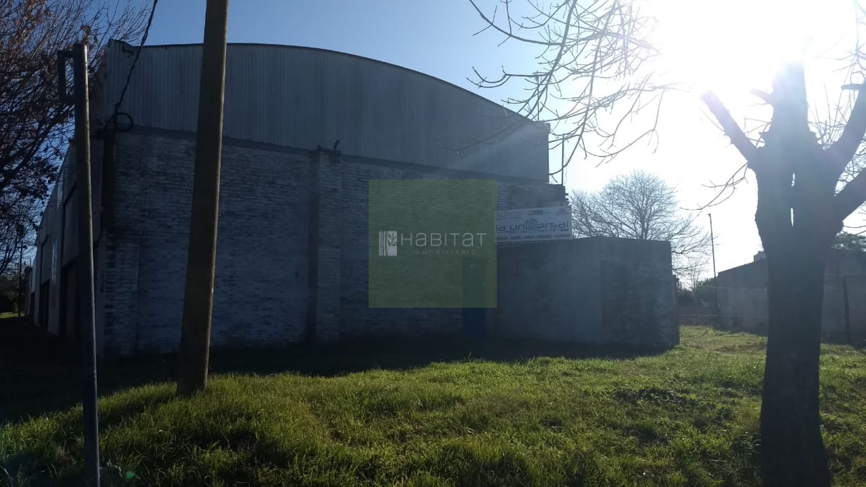 EN VENTA GALPON INDUSTRIAL CON PUENTE GRUA