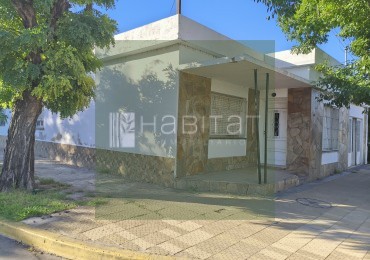 EN VENTA casa dos dormitorios ZONA CENTRO